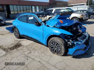 2024 Ford Mustang Mach-E Premium с VIN 3FMTK3SU4RMA15048, выставлен на аукционе Copart как лот 49441935 с пробегом Не указан миль и Списание • Salvage title. История ставок и продаж доступна на DreamBid. Изображение 4.