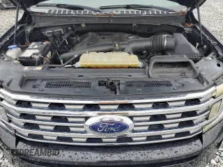 2019 Ford Expedition Max XLT z VIN 1FMJK1HT9KEA08392, wystawiony jako Copart lot #64924385 z przebiegiem 166 287 mil mil oraz Czysty tytuł • Clean title. Historia ofert i sprzedaży dostępna na DreamBid. Obrazek 12.