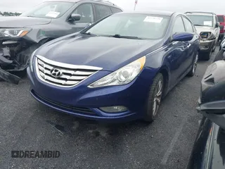 2012 Hyundai Sonata SE z VIN 5NPEC4AC5CH485157, wystawiony jako IAAI lot #42328758 z przebiegiem 222 576 mil mil oraz . Historia ofert i sprzedaży dostępna na DreamBid. Obrazek 2.