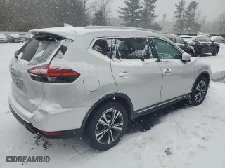 2017 Nissan Rogue SL with VIN 5N1AT2MVXHC811002, listed as a Copart auction lot 43378935 with 60,530 mi miles and Salvage Title. Bid and sale history available at carsss.com. Image 3.