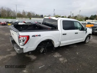 2023 Ford F-150 XL z VIN 1FTEW1EP1PKE10563, wystawiony jako Copart lot #50808675 z przebiegiem 30 670 mil mil oraz Szkoda całkowita • Salvage title. Historia ofert i sprzedaży dostępna na DreamBid. Obrazek 3.