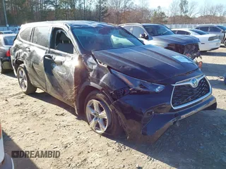 2022 Toyota Highlander LE with VIN 5TDZZRAH2NS142568, listed as a IAAI auction lot 41138820 with 22,990 mi miles and . Bid and sale history available at DreamBid. Image 1.