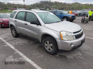 2007 Chevrolet Equinox LS with VIN 2CNDL23F276012751, listed as a IAAI auction lot 41941059 with 235,028 mi miles. Bid and sale history available at carsss.com. Image 1.