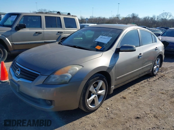 2007 Nissan Altima 3.5 SL with VIN 1N4BL21E87C112596, listed as a IAAI auction lot 38320277 with 313,226 mi miles. Bid and sale history available at carsss.com. Image 2.