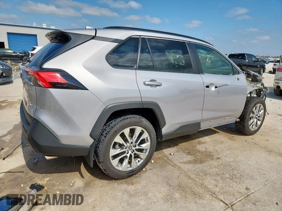 2021 Toyota RAV4 XLE Premium with VIN 2T3C1RFVXMC170581, listed as a Copart auction lot 58327005 with 54,200 mi miles and Salvage title. Bid and sale history available at DreamBid. Image 3.