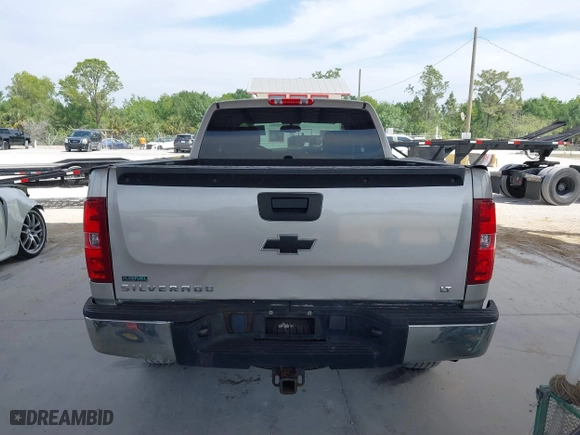 2009 Chevrolet Silverado 1500 LT with VIN 1GCEK29089Z273937, listed as a IAAI auction lot 41880478 with 144,682 mi miles. Bid and sale history available at carsss.com. Image 16.