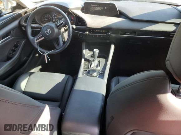 2021 Mazda 3 Select with VIN 3MZBPABM5MM208305, listed as a Copart auction lot 53282645 with 30,549 mi miles and Salvage Title. Bid and sale history available at DreamBid. Image 8.