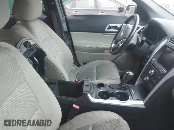 2014 Ford Explorer XLT with VIN 1FM5K7D88EGB89449, listed as a IAAI auction lot 42541102 with 180,205 mi miles and . Bid and sale history available at DreamBid. Image 5.