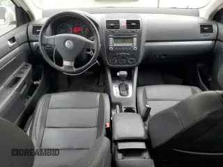 2008 Volkswagen Jetta SE with VIN 3VWRM71K18M064669, listed as a Copart auction lot 59587525 with 118,065 mi miles and Salvage title. Bid and sale history available at DreamBid. Image 8.