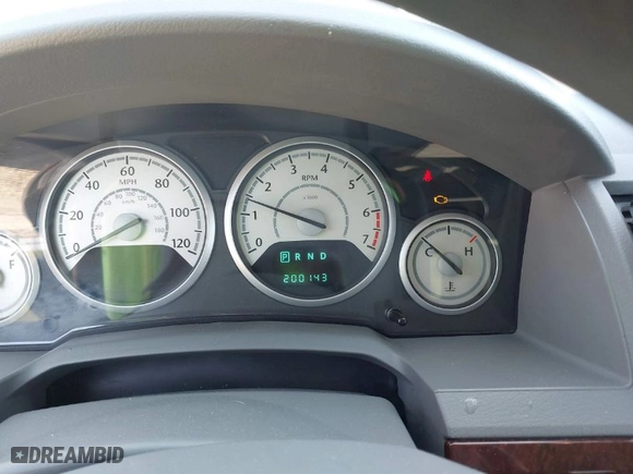2010 Chrysler Town & Country LX with VIN 2A4RR4DE2AR113041, listed as a IAAI auction lot 41912924 with 200,143 mi miles. Bid and sale history available at carsss.com. Image 7.