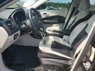 2017 Jeep Compass Limited с VIN 3C4NJDCB1HT688595, выставлен на аукционе Copart как лот 58960745 с пробегом 84 565 миль миль и Списание • Salvage title. История ставок и продаж доступна на DreamBid. Изображение 7.