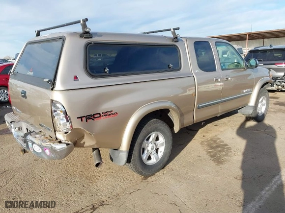 2006 Toyota Tundra SR5 with VIN 5TBBT44166S478013, listed as a IAAI auction lot 41631506 with 253,851 mi miles. Bid and sale history available at carsss.com. Image 4.