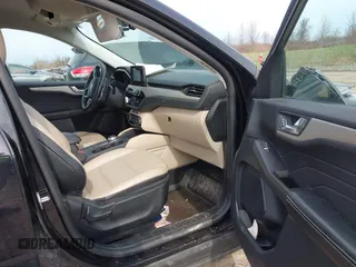 2021 Ford Escape SEL с VIN 1FMCU9H9XMUA60225, выставлен на аукционе IAAI как лот 42016540 с пробегом 107 181 миль миль и . История ставок и продаж доступна на DreamBid. Изображение 5.