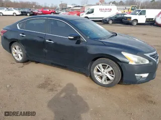 2014 Nissan Altima 2.5 SV with VIN 1N4AL3AP8EC420528, listed as a IAAI auction lot 41779180 with 88,628 mi miles. Bid and sale history available at carsss.com. Image 1.