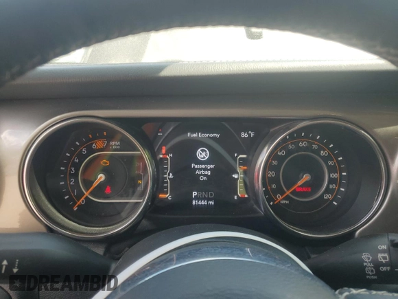 2019 Jeep Wrangler Unlimited Sahara with VIN 1C4HJXEN1KW504490, listed as a Copart auction lot 55633055 with 81,444 mi miles and Salvage Title. Bid and sale history available at DreamBid. Image 9.