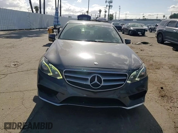 2014 Mercedes-Benz E 350 Sport z VIN WDDHF5KB2EA896323, wystawiony jako Copart lot #56703085 z przebiegiem 125 173 mil mil oraz Szkoda całkowita • Salvage title. Historia ofert i sprzedaży dostępna na DreamBid. Obrazek 13.