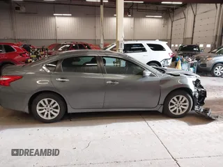 2016 Nissan Altima S z VIN 1N4AL3AP5GN343706, wystawiony jako IAAI lot #42001606 z przebiegiem 66 020 mil mil oraz . Historia ofert i sprzedaży dostępna na DreamBid. Obrazek 13.