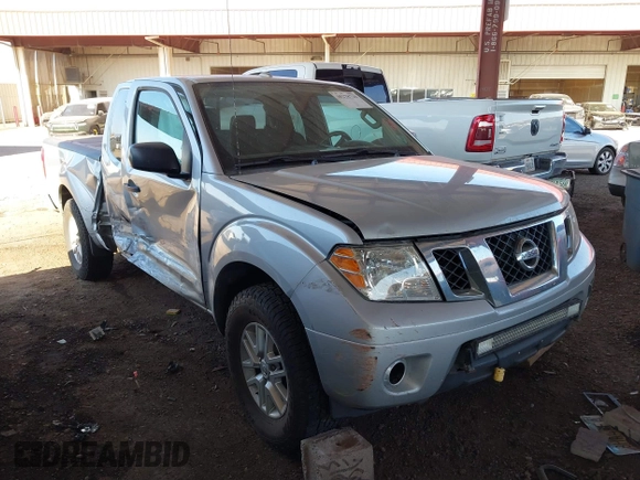 2015 Nissan Frontier SV z VIN 1N6AD0CW8FN737531, wystawiony jako IAAI lot #40278710 z przebiegiem 136 517 mil mil oraz . Historia ofert i sprzedaży dostępna na DreamBid. Obrazek 1.