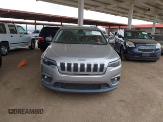 2019 Jeep Cherokee Latitude Plus with VIN 1C4PJLLB9KD109711, listed as a IAAI auction lot 41917339 with 115,320 mi miles. Bid and sale history available at carsss.com. Image 12.
