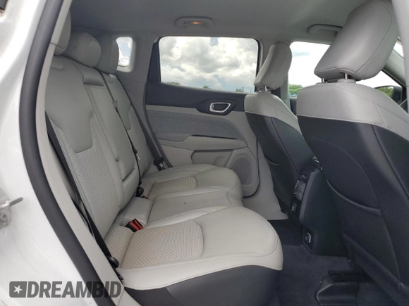 2022 Jeep Compass Latitude with VIN 3C4NJDBB3NT158254, listed as a Copart auction lot 57141855 with 50,675 mi miles and Salvage title. Bid and sale history available at DreamBid. Image 11.