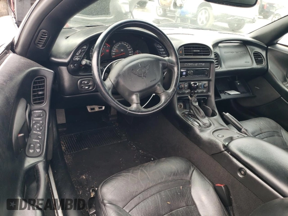 2002 Chevrolet Corvette with VIN 1G1YY22G925110271, listed as a Copart auction lot 86777864 with 118,309 mi miles and Salvage Title. Bid and sale history available at carsss.com. Image 8.
