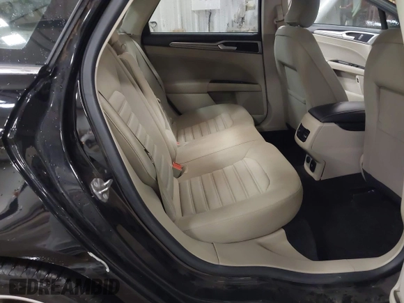 2018 Ford Fusion SE z VIN 3FA6P0LU3JR203864, wystawiony jako IAAI lot #41476335 z przebiegiem 49 246 mil mil oraz . Historia ofert i sprzedaży dostępna na DreamBid. Obrazek 8.