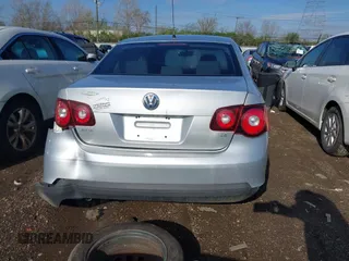 2008 Volkswagen Jetta Sedan S with VIN 3VWJM71K98M109788, listed as a IAAI auction lot 41969541 with 202,706 mi miles. Bid and sale history available at carsss.com. Image 17.