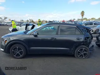 2024 Kia Niro LX with VIN KNDCP3LE4R5121941, listed as a IAAI auction lot 40979698 with 74,683 mi miles. Bid and sale history available at carsss.com. Image 15.