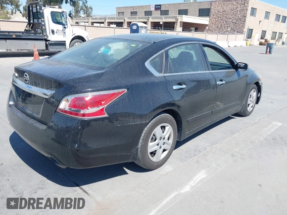 2015 Nissan Altima 2.5 z VIN 1N4AL3AP7FN873559, wystawiony jako IAAI lot #42205884 z przebiegiem 161 593 mil mil oraz . Historia ofert i sprzedaży dostępna na DreamBid. Obrazek 4.