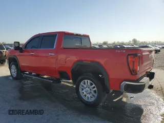 2022 GMC Sierra 3500HD SLT z VIN 1GT49UEYXNF215905, wystawiony jako Copart lot #52373835 z przebiegiem 36 787 mil mil oraz Szkody całkowita. Historia ofert i sprzedaży dostępna na DreamBid. Obrazek 2.