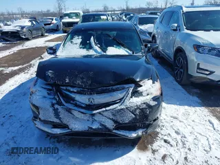 2013 Acura ILX with VIN 19VDE1F32DE015048, listed as a IAAI auction lot 41541956 with 92,403 mi miles. Bid and sale history available at carsss.com. Image 12.
