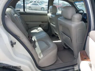 2002 Buick Park Avenue with VIN 1G4CW54K324235858, listed as a IAAI auction lot 42019990 with 263,604 mi miles. Bid and sale history available at carsss.com. Image 8.