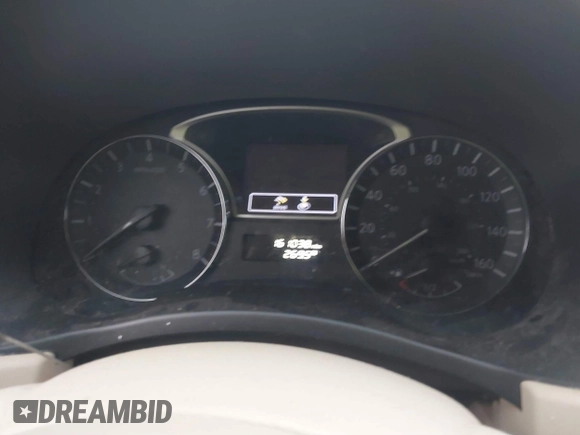 2015 Nissan Pathfinder S with VIN 5N1AR2MN9FC689700, listed as a IAAI auction lot 41561038 with 161,038 mi miles. Bid and sale history available at carsss.com. Image 7.