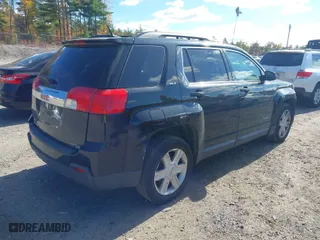 2010 GMC Terrain SLT-1 with VIN 2CTALFEW9A6260468, listed as a IAAI auction lot 40610564 with 125,281 mi miles. Bid and sale history available at carsss.com. Image 4.