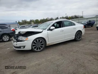 2015 Volvo S80 T6 Platinum z VIN YV1902MM2F1187674, wystawiony jako Copart lot #54024075 z przebiegiem 219 679 mil mil oraz Szkoda całkowita • Salvage title. Historia ofert i sprzedaży dostępna na DreamBid. Obrazek 1.