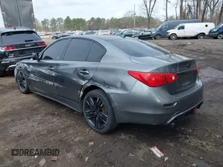 2015 Infiniti Q50 with VIN JN1BV7AR8FM401199, listed as a IAAI auction lot 41997546 with 86,017 mi miles. Bid and sale history available at carsss.com. Image 3.