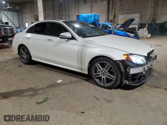 2019 Mercedes-Benz E 450 with VIN WDDZF6JB9KA508432, listed as a Copart auction lot 89379185 with 84,316 mi miles and Salvage Title. Bid and sale history available at DreamBid. Image 4.
