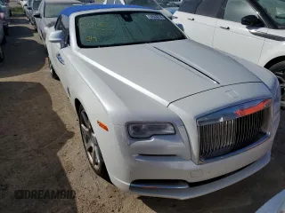 2018 Rolls-Royce Dawn z VIN SCA666D5XJU107625, wystawiony jako Copart lot #74533214 z przebiegiem Nie podano mil oraz Nie do naprawy. Historia ofert i sprzedaży dostępna na DreamBid. Obrazek 5.