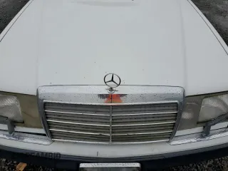 1990 Mercedes-Benz 300 with VIN WDBEB28D0LB224203, listed as a Copart auction lot 56349565 with 239,773 mi miles and Clean Title. Bid and sale history available at DreamBid. Image 11.