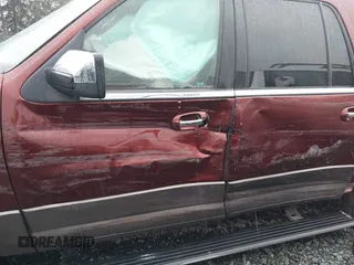 2015 Ford Expedition Max XLT с VIN 1FMJK1JTXFEF49399, выставлен на аукционе IAAI как лот 41998369 с пробегом 147 166 миль миль и . История ставок и продаж доступна на DreamBid. Изображение 6.
