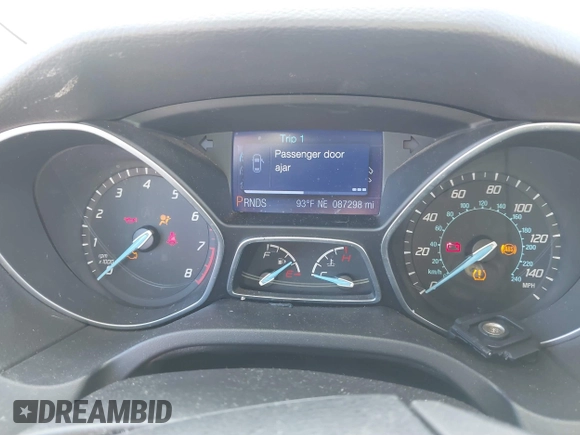 2013 Ford Focus SE with VIN 1FADP3K2XDL138779, listed as a IAAI auction lot 41644711 with 87,298 mi miles. Bid and sale history available at carsss.com. Image 7.