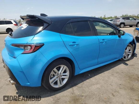 2021 Toyota Corolla Hatchback SE with VIN JTND4MBE0M3120757, listed as a Copart auction lot 63187034 with 45,238 mi miles and Salvage Title. Bid and sale history available at carsss.com. Image 3.