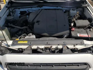 2015 Toyota Tacoma with VIN 3TMLU4EN1FM203062, listed as a Copart auction lot 60488055 with 111,994 mi miles and Salvage title. Bid and sale history available at DreamBid. Image 11.