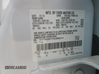 2016 Ford F-250 Lariat z VIN 1FT7W2BT7GEB96211, wystawiony jako Copart lot #46957185 z przebiegiem 73 915 mil mil oraz Szkoda całkowita • Salvage title. Historia ofert i sprzedaży dostępna na DreamBid. Obrazek 12.