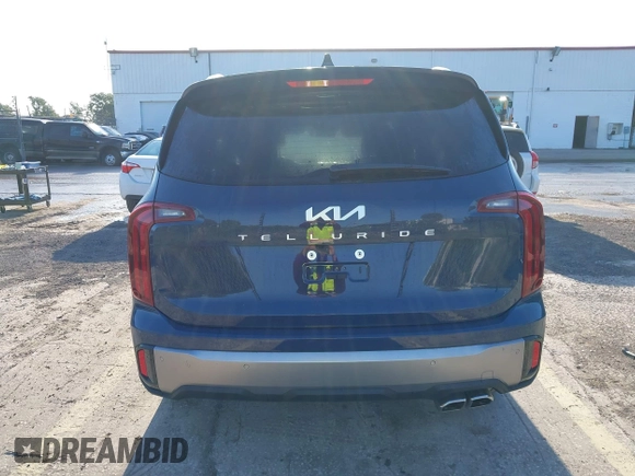 2025 Kia Telluride S with VIN 5XYP64GCXSG587826, listed as a IAAI auction lot 42065749 with 1,864 mi miles and . Bid and sale history available at DreamBid. Image 16.
