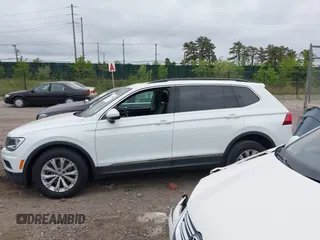 2018 Volkswagen Tiguan SEL с VIN 3VV2B7AX8JM102377, выставлен на аукционе IAAI как лот 42246183 с пробегом 77 349 миль миль и . История ставок и продаж доступна на DreamBid. Изображение 14.