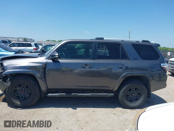 2020 Toyota 4Runner SR5 with VIN JTEZU5JR4L5226079, listed as a IAAI auction lot 42087965 with 48,219 mi miles and . Bid and sale history available at DreamBid. Image 14.