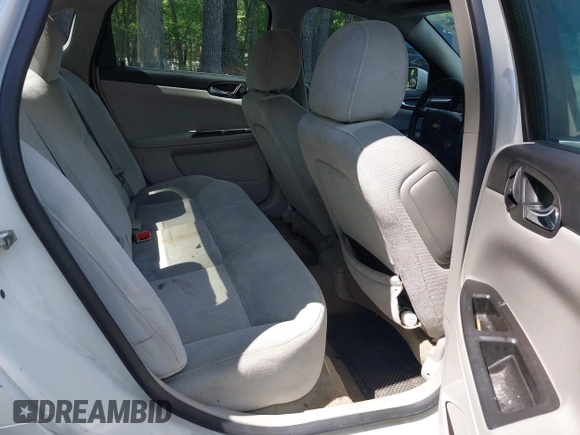 2014 Chevrolet Impala LS z VIN 2G1WA5E39E1176332, wystawiony jako IAAI lot #42233713 z przebiegiem 133 355 mil mil oraz . Historia ofert i sprzedaży dostępna na DreamBid. Obrazek 8.