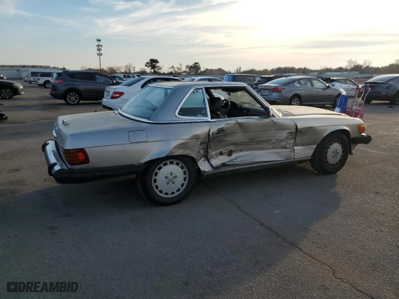 1987 Mercedes-Benz 560 Series 560SL with VIN WDBBA48D9HA070265, listed as a Copart auction lot 77411844 with 120,884 mi miles and Salvage Title. Bid and sale history available at carsss.com. Image 3.