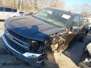 2019 Chevrolet Silverado 1500 LT with VIN 1GCRYDED6KZ389583, listed as a IAAI auction lot 41164151 with 99,532 mi miles. Bid and sale history available at carsss.com. Image 19.